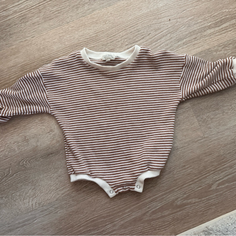 Forever French Orange/Rust & White Striped Romper Size 12-18M